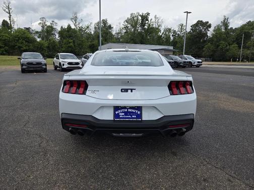 2025 Ford Mustang