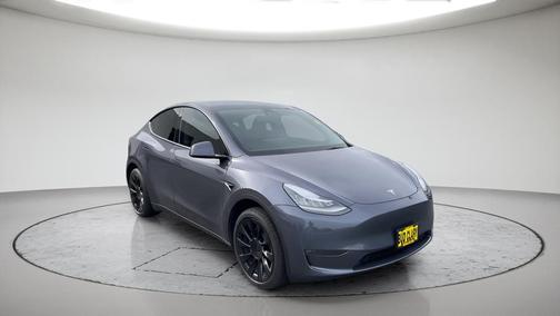 Gray 2023 Tesla Model Y Long Range