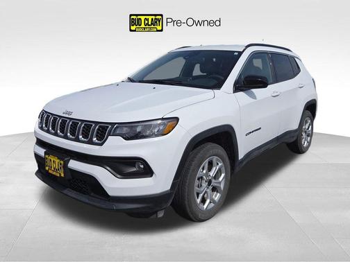 White 2025 Jeep Compass Latitude
