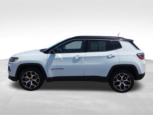 White 2025 Jeep Compass Limited