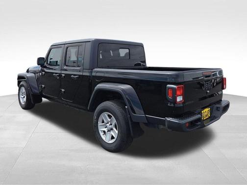 Black 2021 Jeep Gladiator Sport