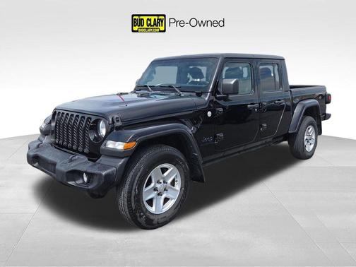 Black 2021 Jeep Gladiator Sport