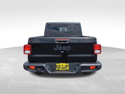 Black 2021 Jeep Gladiator Sport