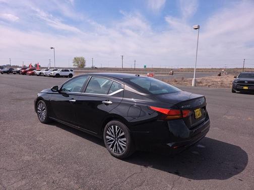 Black 2025 Nissan Altima SV