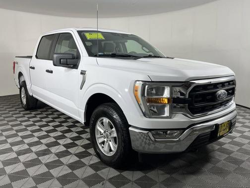White 2022 Ford F-150 XLT