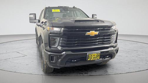 Black 2025 Chevrolet Silverado 2500 Custom