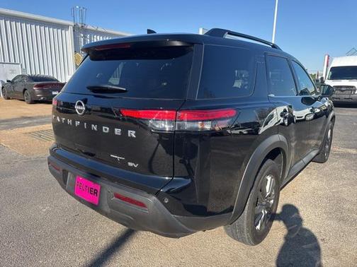 2024 Nissan Pathfinder SV FWD