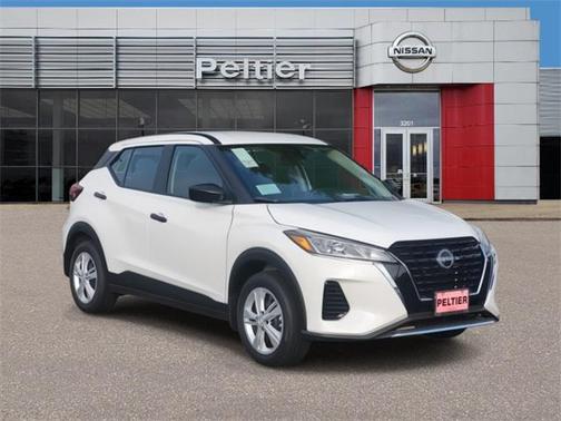 2025 Nissan Kicks S