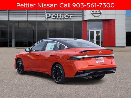 Energetic Ember/Super Black 2026 Nissan Sentra SR