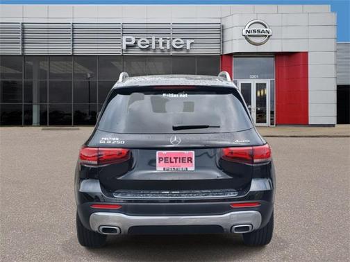 2023 Mercedes-Benz GLB 250 4MATIC