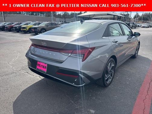 2025 Hyundai ELANTRA SEL