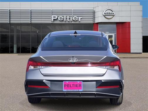 2025 Hyundai ELANTRA SEL