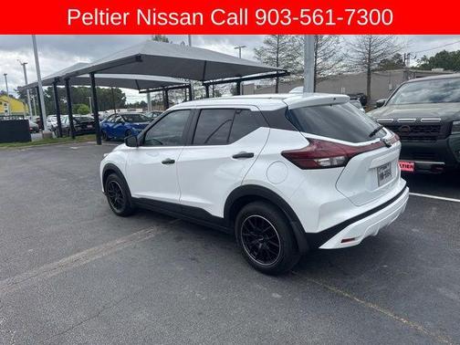 Fresh Powder 2024 Nissan Kicks S