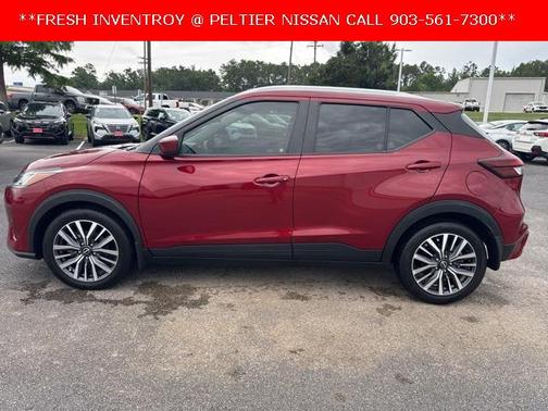 2022 Nissan Kicks SV