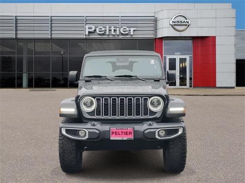 2024 Jeep Wrangler 4-Door Sahara 4x4