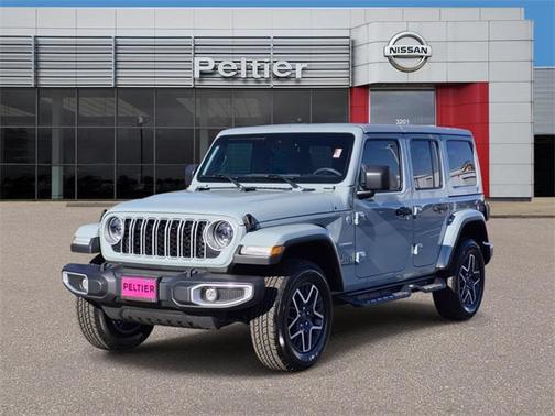 2024 Jeep Wrangler 4-Door Sahara 4x4