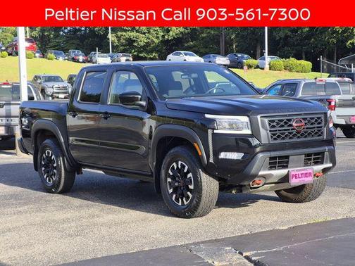 Super Black 2024 Nissan Frontier PRO-4X