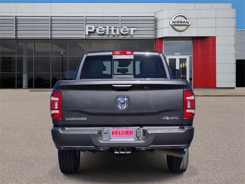 2024 RAM 2500 Laramie Crew Cab 4x4 6'4' Box