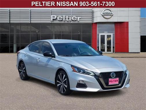 2020 Nissan Altima SR FWD