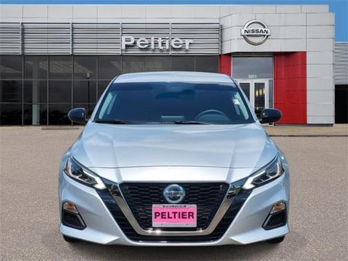 2020 Nissan Altima SR FWD
