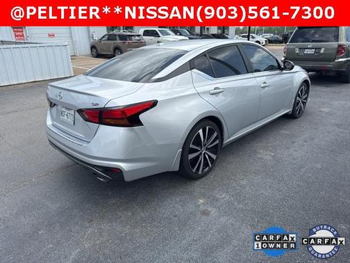 2020 Nissan Altima SR FWD