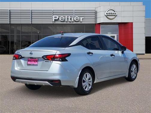 2022 Nissan Versa 1.6 S