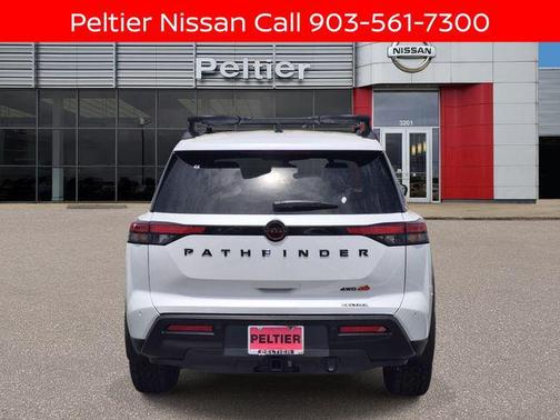 Everest White Pearl Tricoat 2026 Nissan Pathfinder Rock Creek