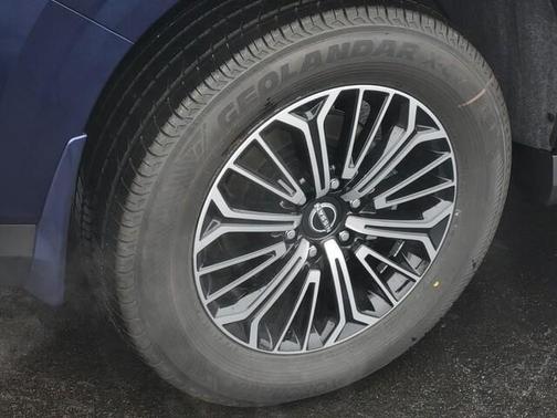 2025 Nissan Armada SL 2WD