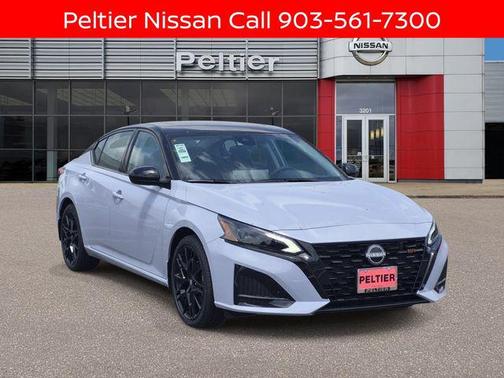 Gray Sky/Super Black 2026 Nissan Altima SR FWD