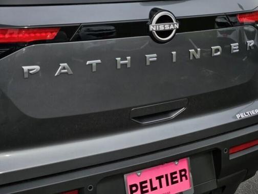 2025 Nissan Pathfinder SV FWD