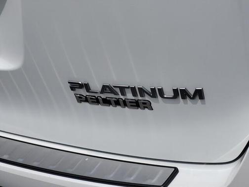 2025 Nissan Armada Platinum 4WD