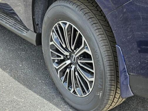 2025 Nissan Armada Platinum 2WD