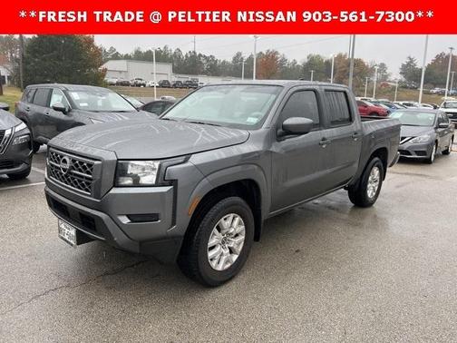 Photo 1 of 7 of 2022 Nissan Frontier SV