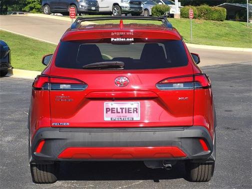 2022 Toyota Corolla Cross XLE