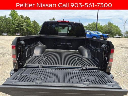 Super Black 2026 Nissan Frontier SV