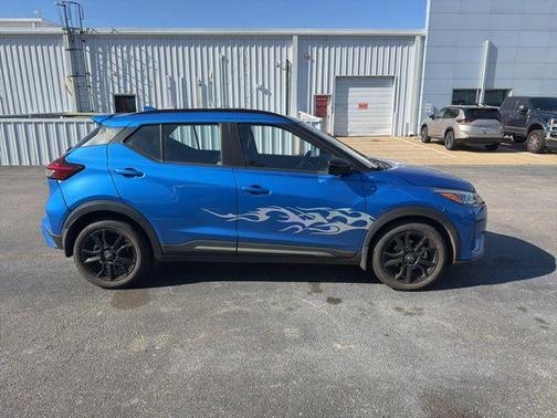 2024 Nissan Kicks SR