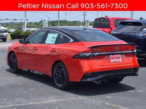 Energetic Ember/Super Black 2026 Nissan Sentra SR