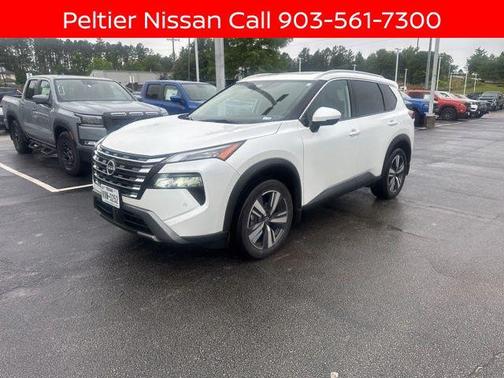 Everest White Pearl 2024 Nissan Rogue SL