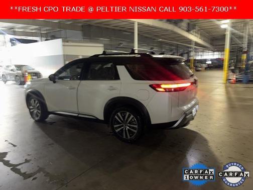 2023 Nissan Pathfinder Platinum FWD