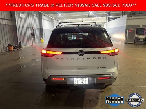 2023 Nissan Pathfinder Platinum FWD