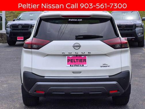 Pearl White Tricoat 2023 Nissan Rogue SL