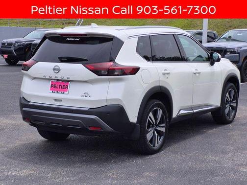 Pearl White Tricoat 2023 Nissan Rogue SL