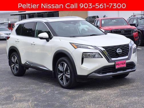 Pearl White Tricoat 2023 Nissan Rogue SL