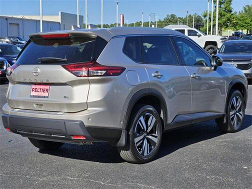 2025 Nissan Rogue SL