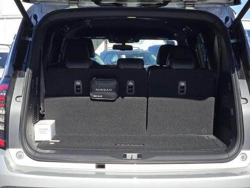 2025 Nissan Armada SL 2WD