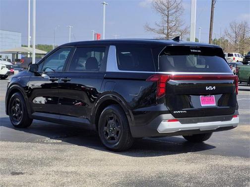 2025 Kia Carnival LXS