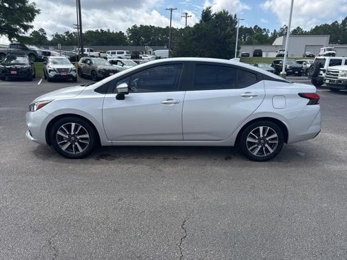 2021 Nissan Versa 1.6 SV