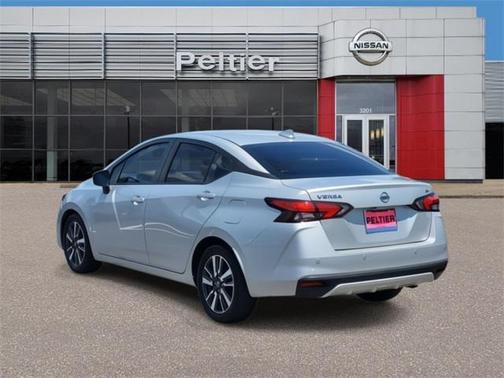 2021 Nissan Versa 1.6 SV
