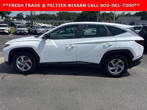 2022 Hyundai TUCSON SE