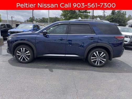 Deep Ocean Blue Pearl 2025 Nissan Pathfinder Platinum FWD